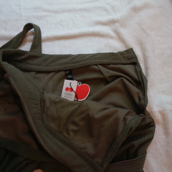 Cider 💚 Womens Adorable Olive Green Corduroy Wide Leg Overalls 💚 - Picture 8 of 16